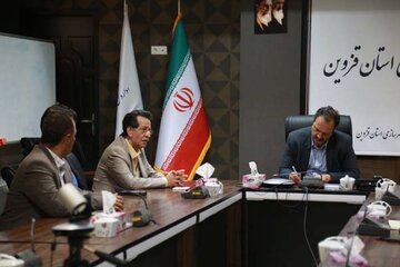 دیدار اعضای انجمن پیمانکاران استان قزوین با مدیرکل راه و شهرسازی استان