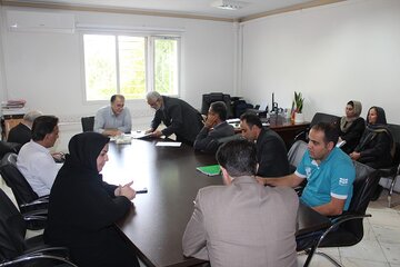 ملاقات چهره به چهره با ۱۵ متقاضی در معاونت املاک و حقوقی اداره کل راه و شهرسازی استان همدان