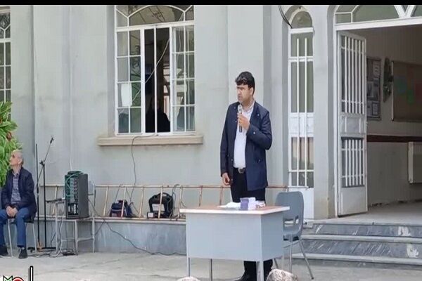 ویدئو|برنامه آموزش فرهنگ ترافیک برای دانش آموزان در شهر آبش احمد/آذربایجان شرقی موحد