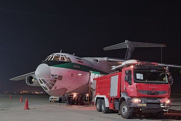 انجام ۳ پرواز هواپیمای اطفای حریق در شب برای نخستین بار در کشور هواپیمای ایلوشین