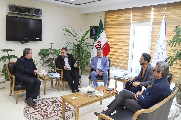 ببینید | دیدار مدیرکل راه و شهرسازی استان البرز با شهردار کمالشهر