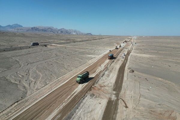 سیستان و بلوچستان در مسیر تحول؛ بزرگراهها پیوند دهنده
مرز، تجارت و رفاه سیستان و بلوچستان در مسیر تحول؛ بزرگراهها پیوند دهنده مرز، تجارت و رفاه