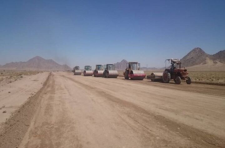 سیستان و بلوچستان در مسیر تحول؛ بزرگراهها پیوند دهنده
مرز، تجارت و رفاه سیستان و بلوچستان در مسیر تحول؛ بزرگراهها پیوند دهنده مرز، تجارت و رفاه