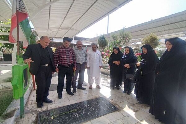 ببینید| تجدید میثاق کارکنان اداره کل راه و شهرسازی با آرمان‌های شهدا سیستان و بلوچستان