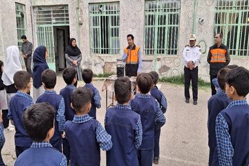 ببینید| منتخبی از فعالیت اداره کل راهداری و حمل و نقل جاده ای خراسان شمالی در روز ایمنی حمل و نقل