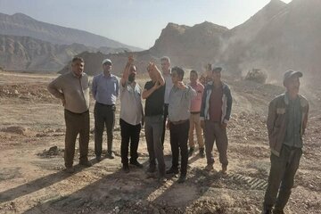 بازدید مسئول پیگیری معاون وزیر مدیرعامل شرکت ساخت