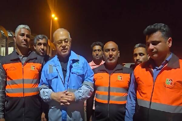 ویدئو| تقدیر استاندار هرمزگان از تیم واکنش سریع راهداری و حمل و نقل جاده ای هرمزگان در حادثه بندر شهید رجایی