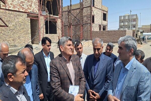 بازدید مسئولان صندوق ملی مسکن از پروژه‌های طرح نهضت ملی مسکن شهرستان زابل/ تاکید بر تسریع در تحویل این واحدهای با تخصیص تسهیلات قرض‌الحسنه