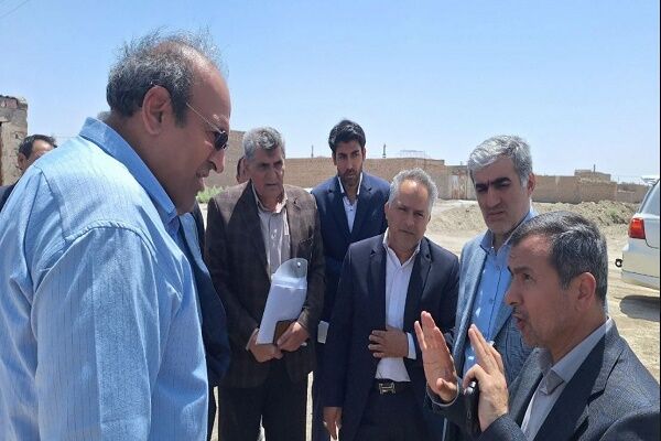 بازدید مسئولان صندوق ملی مسکن از پروژه‌های طرح نهضت ملی مسکن شهرستان زابل/ تاکید بر تسریع در تحویل این واحدهای با تخصیص تسهیلات قرض‌الحسنه