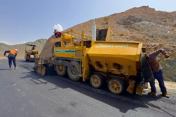 ویدئو |بهسازی و آسفالت راه روستایی زمان آباد شهرستان بیرجند در استان خراسان جنوبی