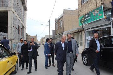 ببینید| بازدید معاون وزیر راه و شهرسازی از پروژهای بازآفرینی استان همدان