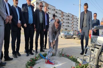 آیین کلنگ‌زنی پروژه آسفالت جاده مجتمع آموزشی شبانه روزی استثنایی آیت‌الله خامنه‌ای (مدظله‌العالی) در گلستان شهر بجنورد برگزار شد