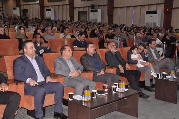 برگزاری همايش توجيهي برای متقاضيان نهضت ملی مسکن شاهین‌شهر و میمه