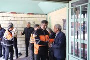 ببينيد | مراسم یادبود جان‌باختگان جامعه حمل‌ونقل جاده‌ای در حادثه دلخراش بندر شهید رجایی بندرعباس در مسجد پایانه بار امیرکبیر اصفهان