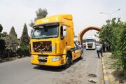 ببينيد | برگزاری مراسم گلریزان کمک به خانواده‌های قربانیان و مصدومان جامعه حمل‌ونقل جاده‌ای استان اصفهان در حادثه اسکله شهید رجایی بندرعباس