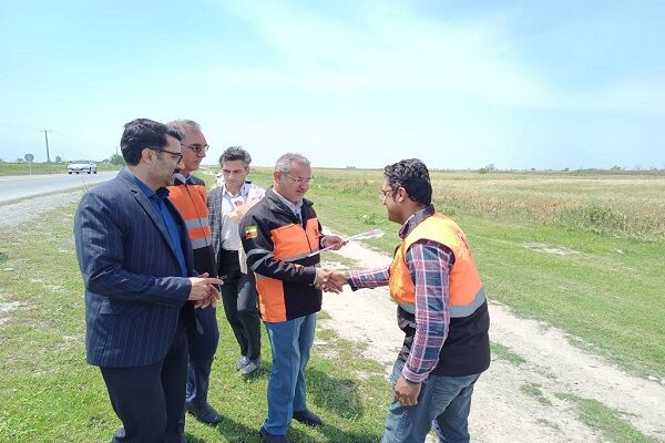 ببینید|تقدیر از راهداران استان گلستان به مناسبت روز کارگر