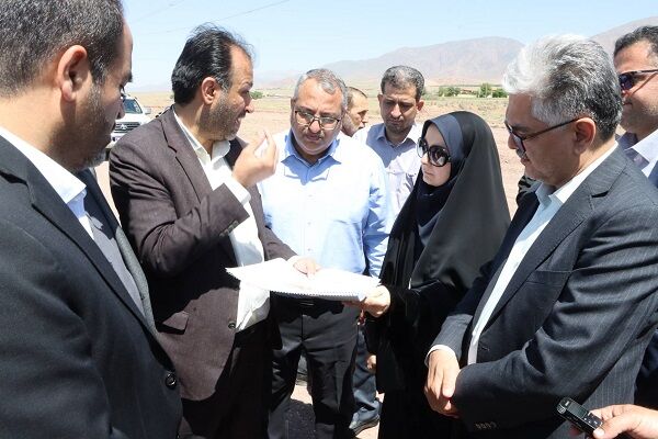 بازدید معاون وزیر راه و شهرسازی از اراضی پیشنهادی طرح نهضت ملی مسکن در نیشابور
