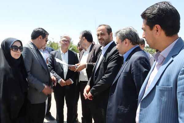 بازدید میدانی معاون وزیر راه و شهرسازی از نیشابور برای بررسی تأمین زمین پروژه‌های نهضت ملی مسکن
