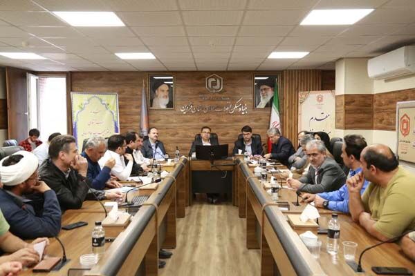 دیدار معاون مسکن و ساختمان وزیر راه و شهرسازی با متقاضیان مسکن ملی قزوین