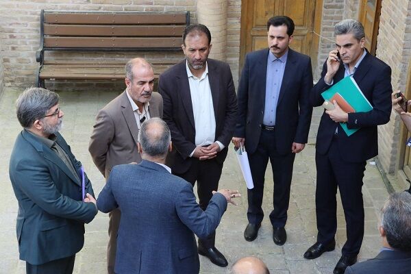 بازدید مدیرعامل شرکت بازآفرینی شهری ایران از پروژه‌های اطراف حرم مطهر رضوی