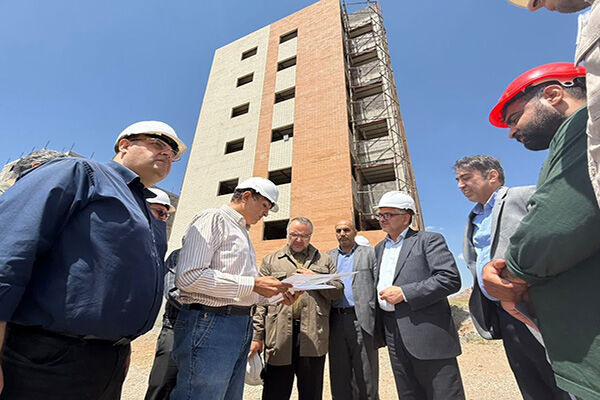 آمادکی ادارهکل راه و شهرسازی استان کرمانشاه برای تامین مسکن خبرنگاران آمادکی ادارهکل راه و شهرسازی استان کرمانشاه برای تامین مسکن خبرنگاران