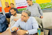 ببینید | برپایی میز خدمت و پاسخگویی به مراجعان در مصلای نماز جمعه هویزه با حضور مدیرکل راه و شهرسازی خوزستان