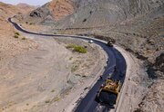 بهسازی و آسفالت راه روستایی زمان آباد شهرستان بیرجند در استان خراسان جنوبی