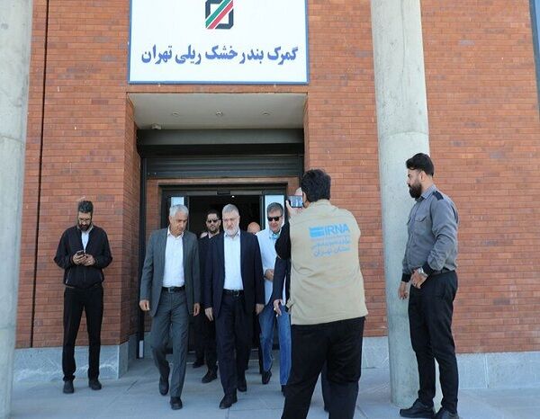 بازدید استاندار تهران از مرکز لجستیک آپرین/ظرفیت‌های لجستیک ریلی آپرین معرفی می‌شود