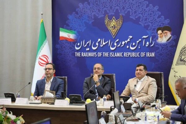 برگزاری پودمان آموزشی معاونین توسعه مدیریت و منابع انسانی وزارت راه و شهرسازی به میزبانی راه‌آهن