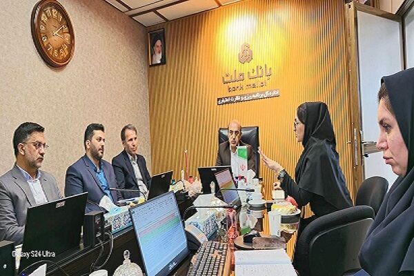 تأکید و پیگیری دریافت تسهیلات ۱۶ هزار واحد طرح نهضت ملی مسکن شهرهای جدید  جلسه