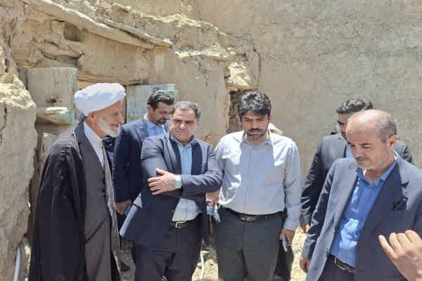 بازدید معاون وزیر راه و شهرسازی از پروژه‌های مشارکتی شرکت بازآفرینی در فسا