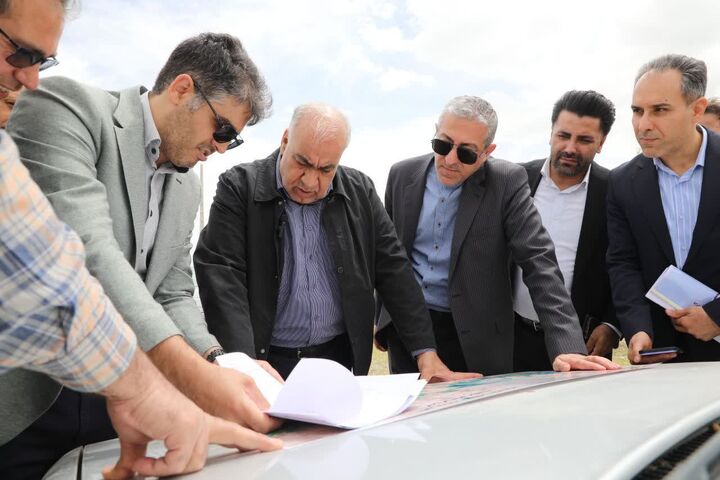 بازدید معاون وزیر از محور دارلک مهاباد و ترشکان مهاباد