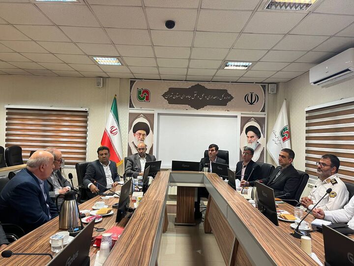 برگزاری اولین جلسه کمیته خدمات حمل و نقل اربعین ۱۴۰۴ در استان تهران