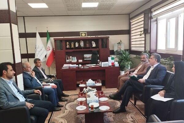 دیدار مدیرکل بنیاد شهید و امور ایثارگران سیستان و بلوچستان با مدیرکل راه و شهرسازی استان
