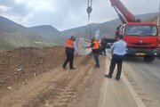 ببینید|آغاز عملیات نصب حفاظ بتی (نیوجرسی)در محور کرج-کندوان -حوزه استان البرز