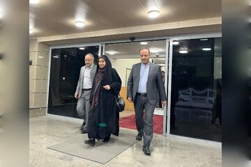 وزیر راه و شهرسازی در همراهی با رییس‌جمهور وارد کرمانشاه شد
