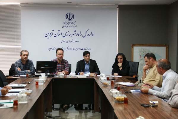 اولین جلسه کارگروه تخصصی کالبدی و زیر بنایی پدافند غیر عامل در سال ۱۴۰۴ قزوین