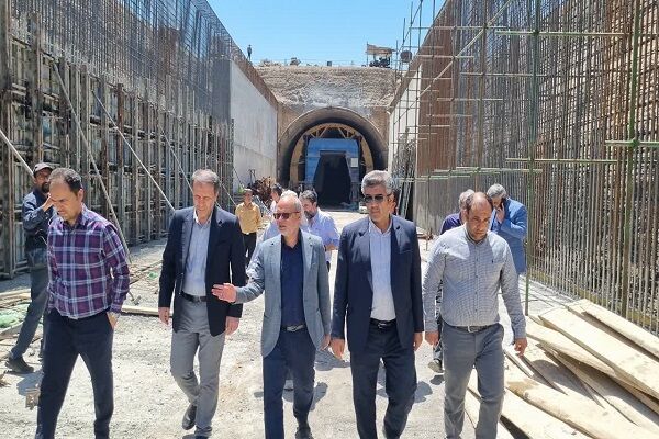 بازدید عضو هیأت مدیره شرکت عمران شهرهای جدید از پروژه احداث مترو گلبهار بازدید