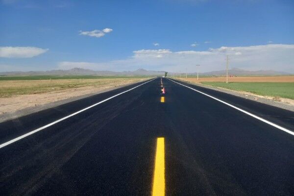 خط کشی ۹۰ کیلومتر از محورهای مواصلاتی شهرستان سرعین خطکشی اراک