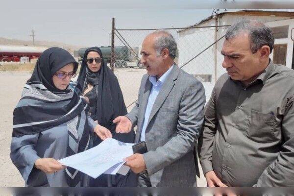 بازدید مشاور عالی وزیر راه و شهرسازی از پروژه‌های نهضت ملی گیلانغرب