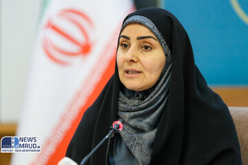 فرزانه صادق مالواجرد وزیر پرتره