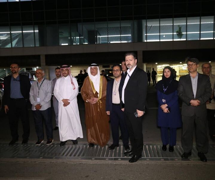 استقبال شهر فرودگاهی از اولین پرواز «فلای‌ناس» عربستان به ایران