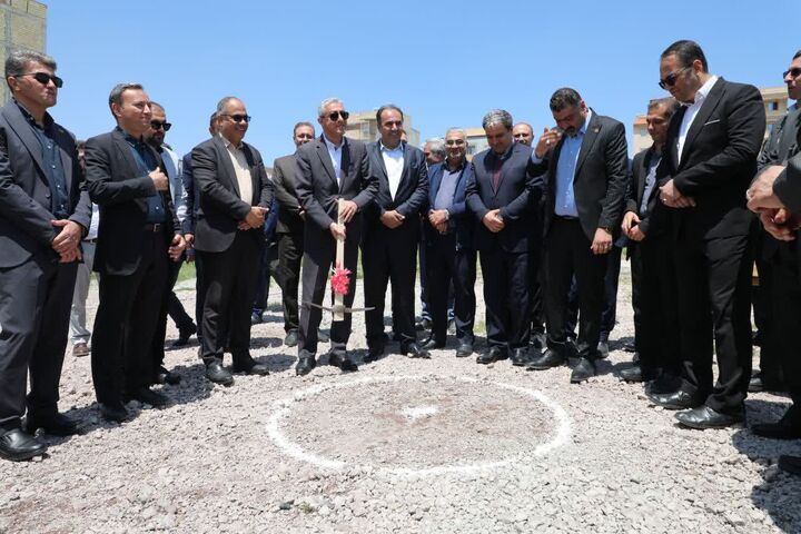 آیین کلنگ‌زنی مجتمع چندمنظوره نظام مهندسی ساختمان آذربایجان‌غربی