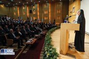 ببینید | دیدار صمیمانه وزیر راه و شهرسازی با همکاران این وزارتخانه