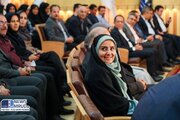 ببینید | دیدار صمیمانه وزیر راه و شهرسازی با همکاران این وزارتخانه