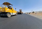 اجرای عملیات روکش آسفالت در محور بیرجند_قاین به همت راهداران خراسان جنوبی