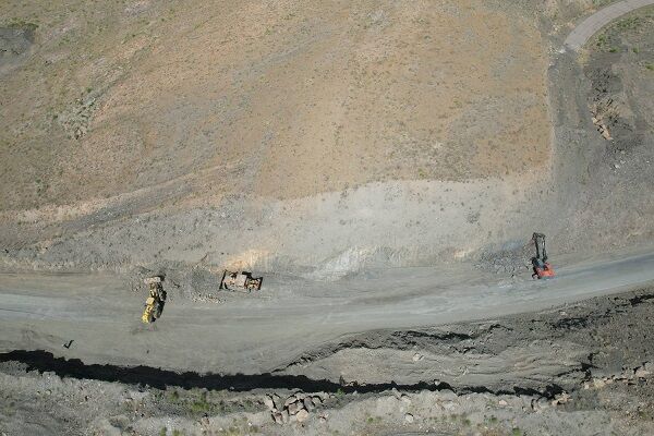 ویدئو | اجرای عملیات تعریض و ترانشه برداری در محور ملایر--قوزان (استان همدان) ویدئو | اجرای عملیات تعریض و ترانشه برداری در محور ملایر--قوزان (استان همدان)