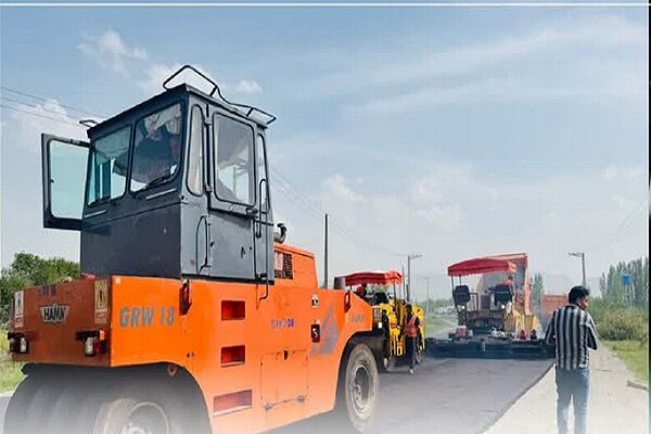 اجرای بیش از ۴۴۰۰ کیلومتر عملیات راهداری در محورهای استان آذربایجان غربی طی سال جاری 12.png