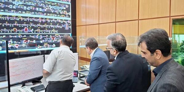 بازدید سرزده مدیرعامل از مرکز کنترل ترافیک راهآهن اتاق کنترل 2