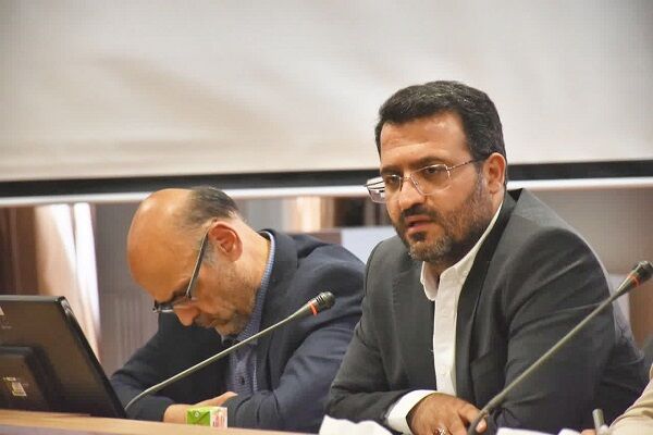 تامین ۳۰۰ هکتار اراضی جهت اجرای طرح نهضت ملی مسکن در شهر سمنان/ پیگیری تفویض پروژه های راهسازی به استان سمنان